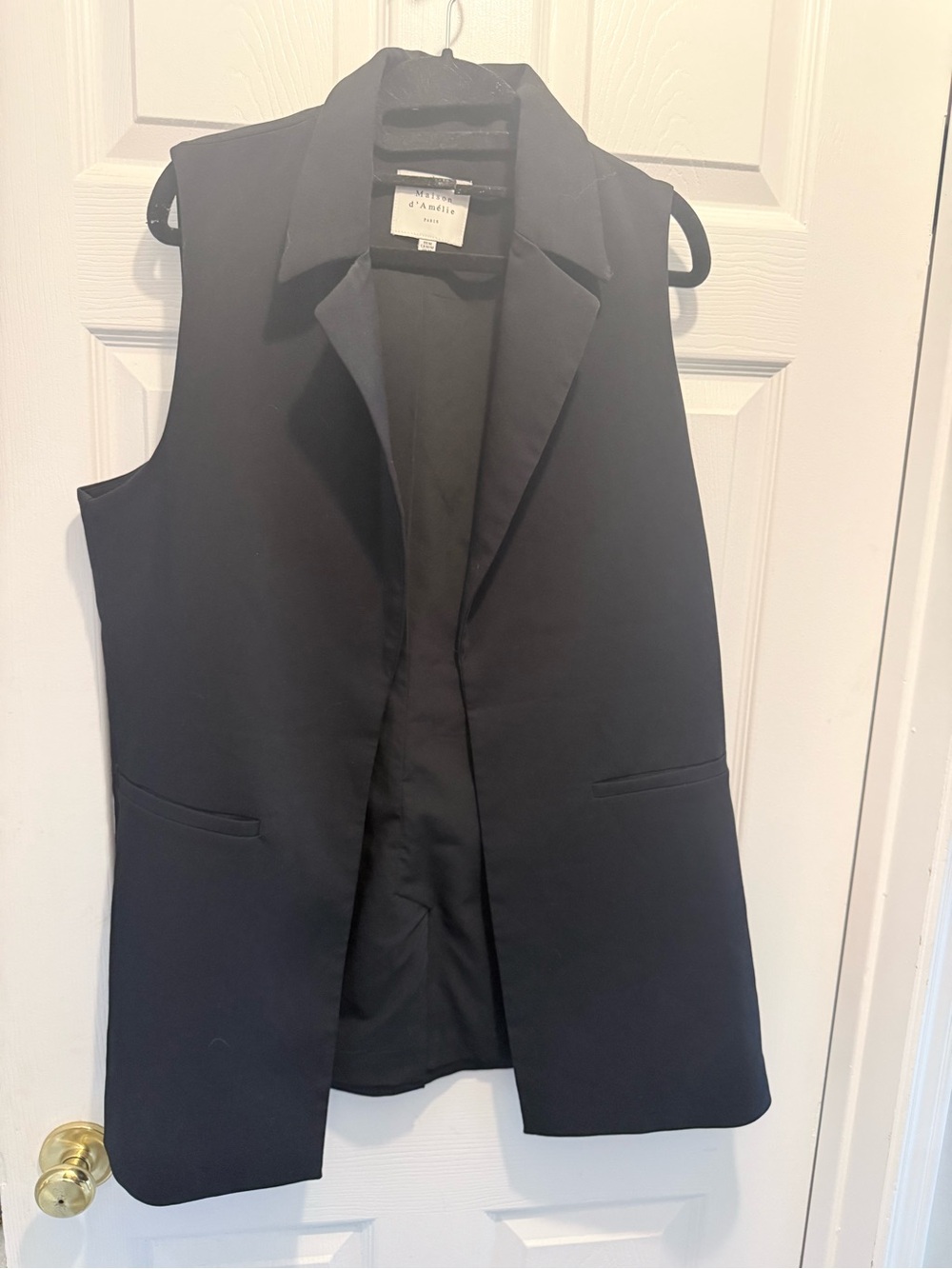 🤩 3/$25 Sleeveless Black Tailored Vest